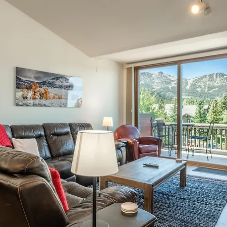 Snowcreek #793 Phase V - 3 Bedroom 3 Bath Sleeps 8 With Private 1 Car Garage